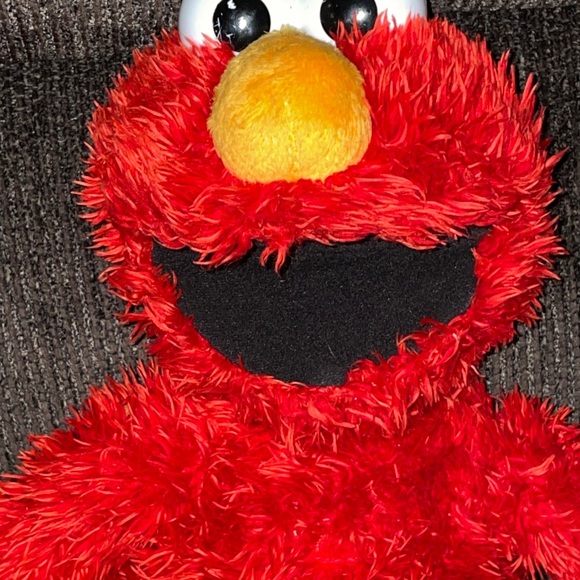 Love 2 Learn Elmo Interactive Talkin Bluetooth Toy - Picture 7 of 10